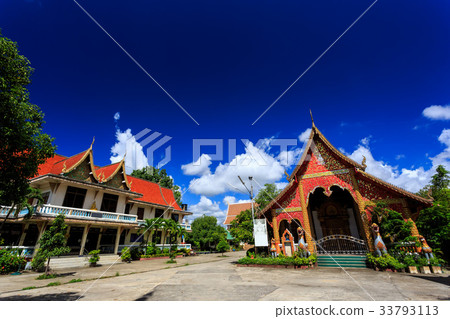 Wat Pa Prao Nok temple in Chiang Mai, Thailand 33793113