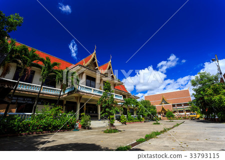 Wat Pa Prao Nok temple in Chiang Mai, Thailand 33793115