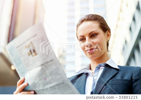 Portrait of business woman smiling outdoor 33801215