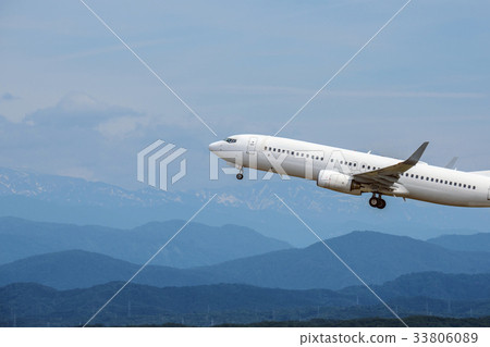 Flying aircraft Flying aircraft 33806089