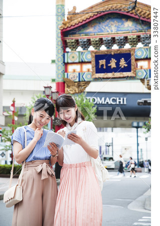 Woman travel yokohama short trip walk 33807447