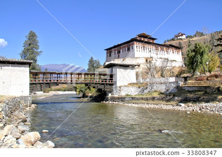 Paro Rinpung Dzong, The traditional Bhutan palace 33808347