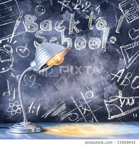 Concept Back To School Clock Chalk Pencil Apple Concept Back To School Clock Chalk Pencil Apple 33808642