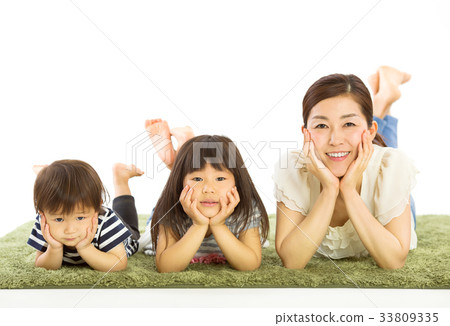 A good parent and child A good parent and child 33809335