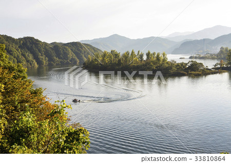 船,北河,加平郡,京畿道 船,北河,加平郡,京畿道 33810864