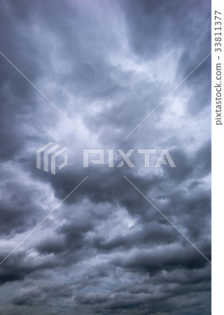 Cloudiness 33811377