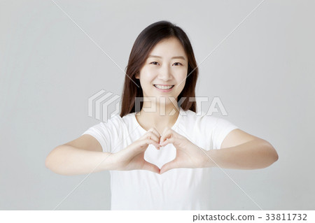 年輕的女人 33811732