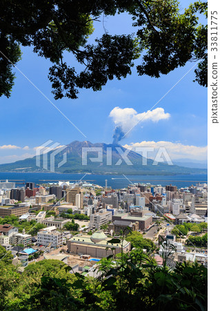 Sakurajima Eruption-View from Shiroyama Observatory- 33811775