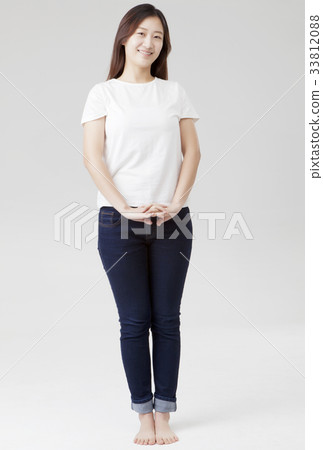 年輕的女人 33812088