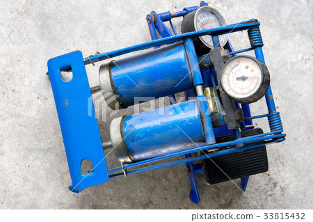 old foot pump 33815432