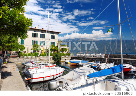 Beautiful views of Gargnano Beautiful views of Gargnano 33816963