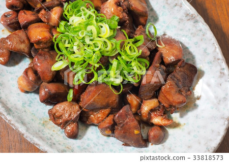 Boiled liver 33818573
