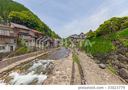 Gujo Hachiman (May cityscape) Gujo Hachiman (May cityscape) 33823779