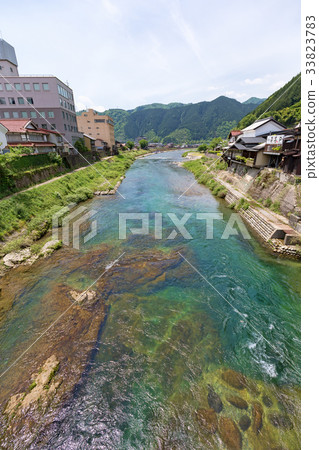 Gujo Hachiman (May cityscape) 33823783