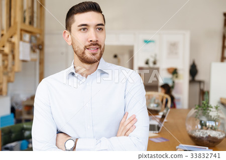 Young man in offfice Young man in offfice 33832741