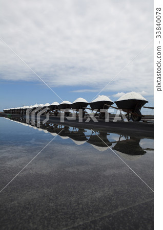 Salt, salt, Yeonggwang, Jeonnam 33840078