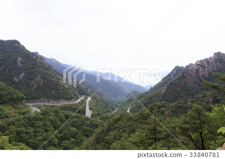Seolak Mountain, Yangyang-gun, Gangwon-do 33840781