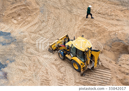 Construction of concrete foundation of new 33842017