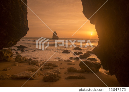 PORTUGAL ALGARVE LAGOS PONTA DA PIEDADE 33847373