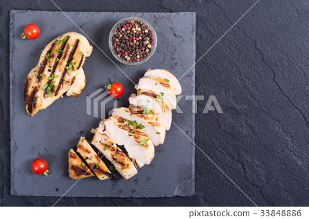 Grilled chicken breast Grilled chicken breast 33848886