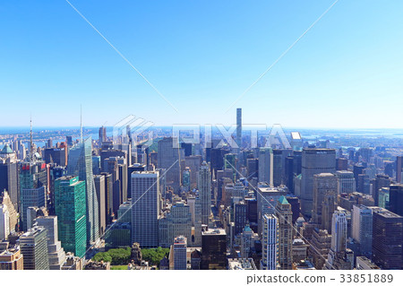 The streets of New York The streets of New York 33851889