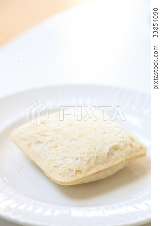 Delicious bread 33854090