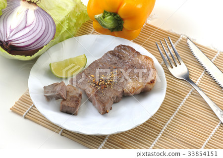 烤豬排,豬排,肉,豬肉,甜椒,蔬菜,洋蔥 33854151