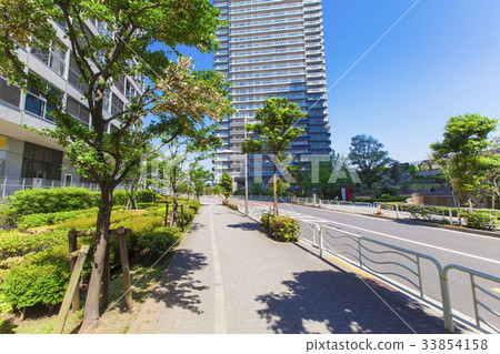 Urban landscape with tower apartment Urban landscape with tower apartment 33854158