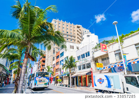 << Okinawa Prefecture >> Naha, International Street 33857285