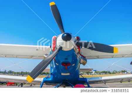 The An2 plane 33858351