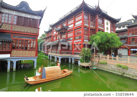 Gion shopping castle Lake heart and green corridor Gion shopping castle Lake heart and green corridor 33859644