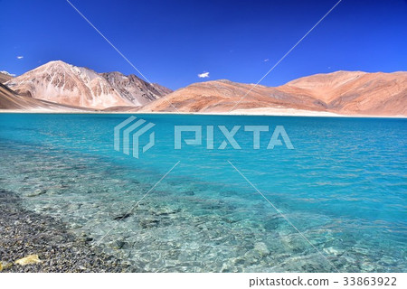 Mysterious Lake Pangon Tso 33863922