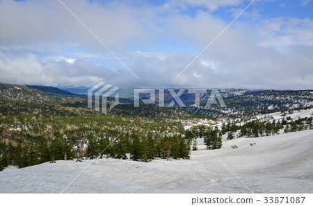 Landscape of Mount Iwate in Tohoku, Japan Landscape of Mount Iwate in Tohoku, Japan 33871087