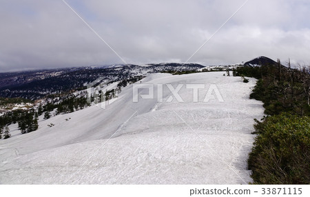 Landscape of Mount Iwate in Tohoku, Japan 33871115