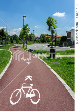 Signs for pedestrians and cyclists 33871592