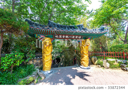 Haedong Yonggungsa Temple in Busan, South Korea. 33872344