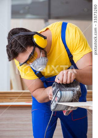 Carpenter working in the workshop Carpenter working in the workshop 33873260