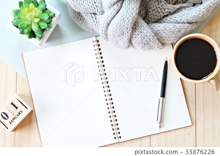 Business, holiday or new year planning concept 33876226