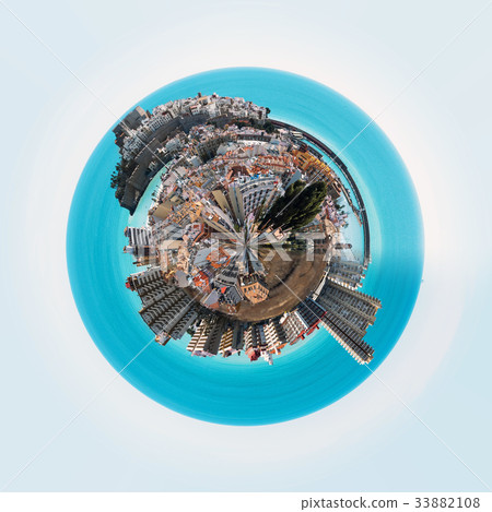 Panorama of Peniscola town 33882108