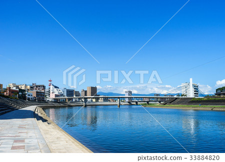 沼津卡諾河的Ayumi橋 沼津卡諾河的Ayumi橋 33884820