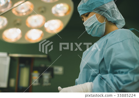 手術 外科的 手術衣 33885224