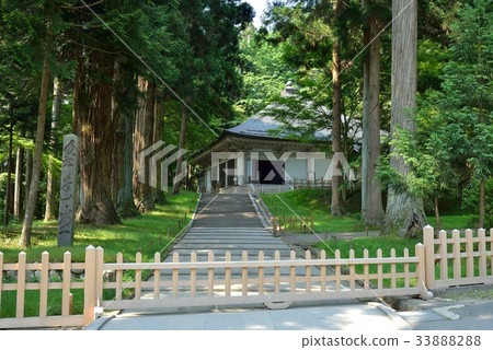 Chusonji Temple Golden Hall Chusonji Temple Golden Hall 33888288