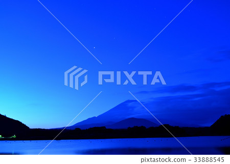 Morning of Lake Shoin 33888545