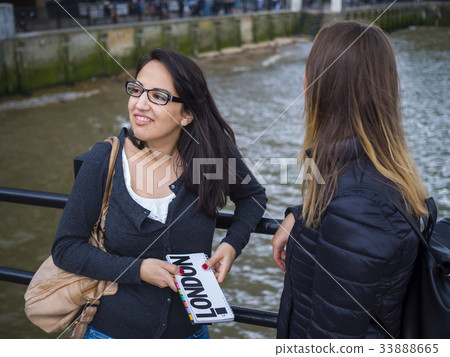 Two girlfriends travel to London Two girlfriends travel to London 33888665