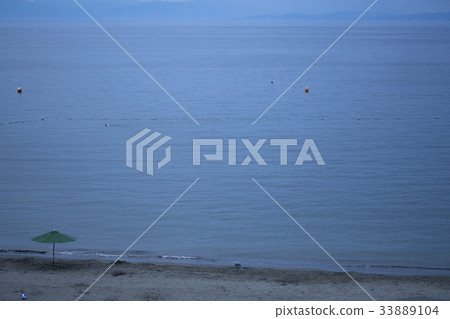 Nobody's Sea 33889104