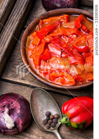 lecso classic dish of Hungarian cuisine 33890906