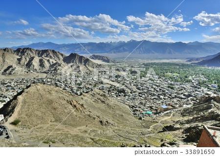 從Namgal Tsemo拿Le 33891650