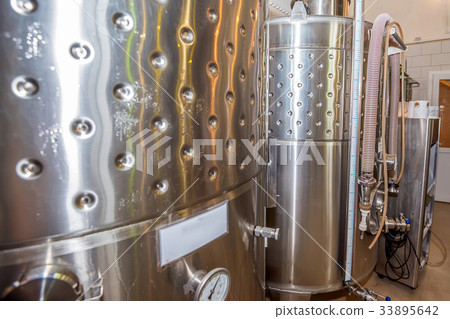 Fermentaion stainless tanks for wine production 33895642