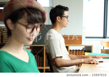 設計創意辦公室 33897810