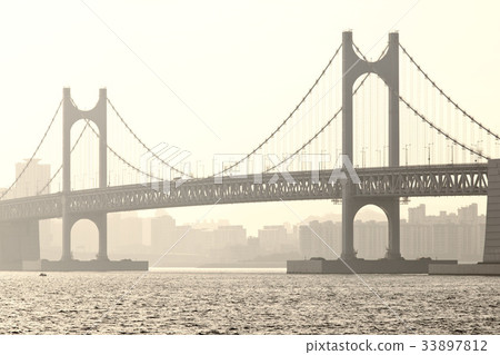 Gwangan Bridge,Swimman,Suyu-gu,Busan Gwangan Bridge,Swimman,Suyu-gu,Busan 33897812